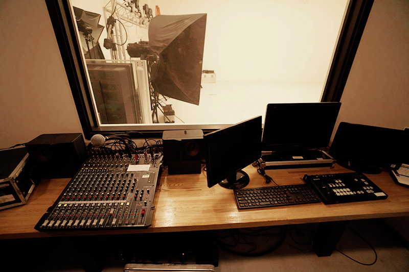 studio-01-11